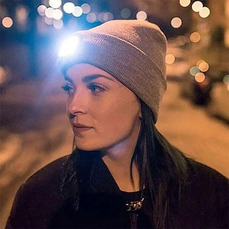 Căciula + Lanternă